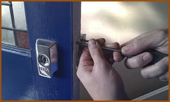 Interstate Locksmith Shop Renton, WA 425-749-3856 - 10-lock-smiths