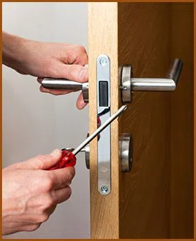 Interstate Locksmith Shop Renton, WA 425-749-3856 - 7-lock-installation
